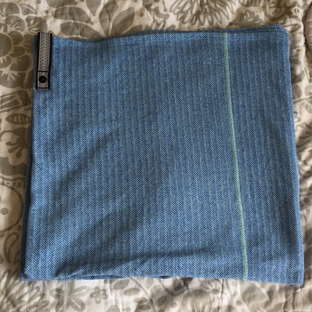 Lululemon scarf